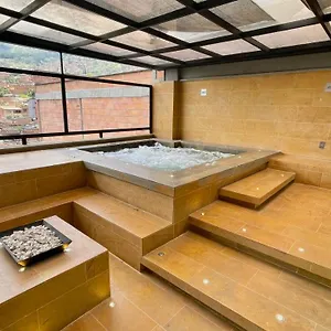 Appartement Edificio Helena, Medellín